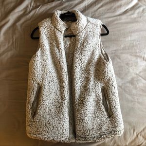 Thread & Supply Sherpa Vest